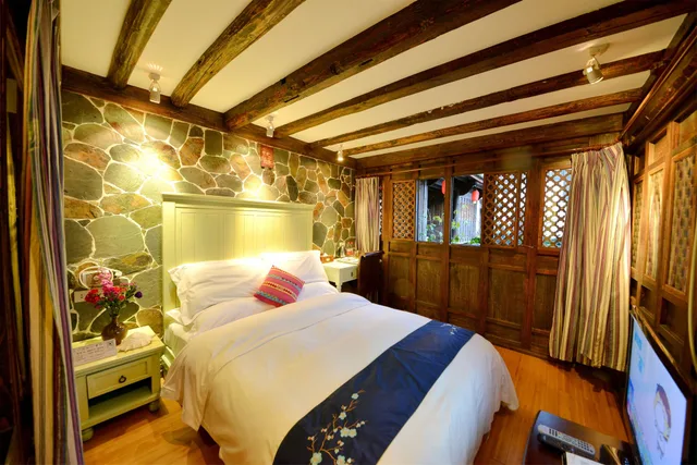 غرفة بسرير مزدوج، Lijiang Shuhe Youyiju Private Club 1/1