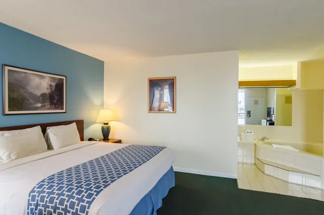 جناح ديلوكس بسرير كينج بجاكوزي، Alamo Inn Suites 4/10