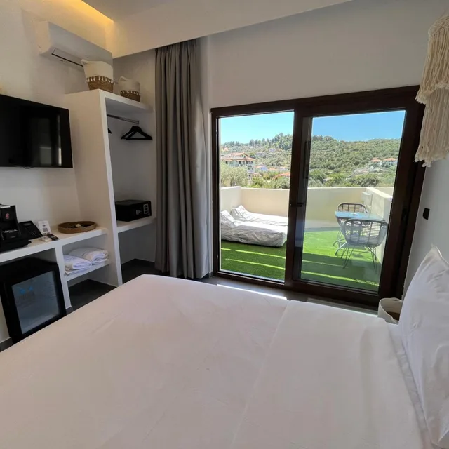 غرفة قياسية بسرير مزدوج، Skopelos Holidays Hotel 1/10