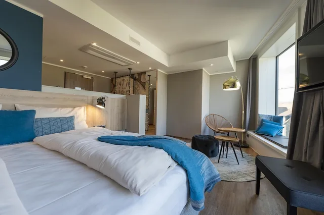 Superior, King Bed, HARBR. hotel Konstanz 4/7