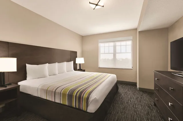 جناح بسرير كينج بغرفة نوم واحدة لذوي الإعاقة، Country Inn and Suites by Radisson Tampa/Brandon FL 1/3
