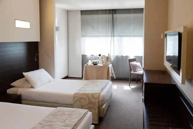 Room, Double or Twin Bed, Hotel Selene 9/10