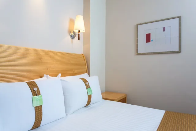 غرفة قياسية بسرير مزدوج مع أريكة، Holiday Inn Rugby-Northampton M1, JCT.18 5/8