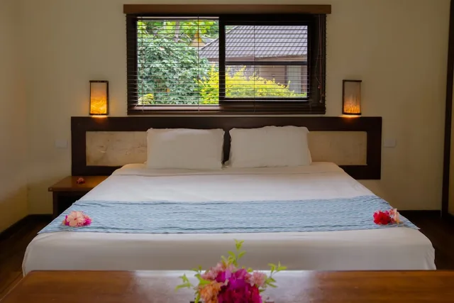 Island, Bure, 1 King and 1 Single Beds، Mana Island Resort 3/5