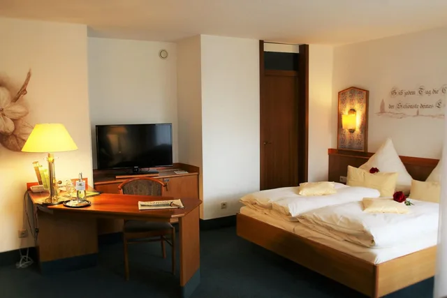 غرفة عائلية بسرير كوين، Graf Eberhard Hotel 1/1