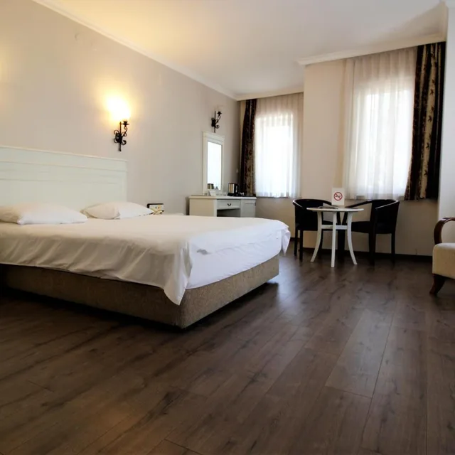 غرفة قياسية بسرير مزدوج أو سريرين منفصلين، Montania Town Hotel Mudanya 1/10