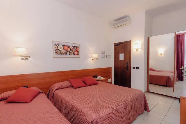 Room, Quadruple, Double and Bunk Bed, Hotel Stella 1/6