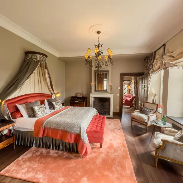 جناح، CHATEAU D'URSPELT 5/9