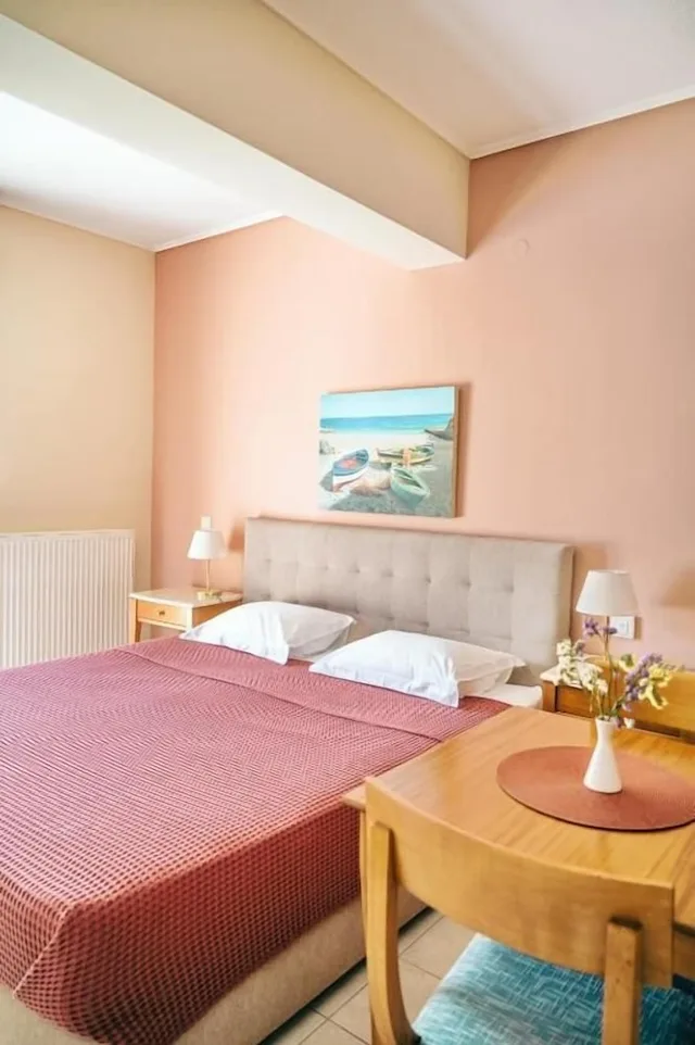 غرفة بسرير مزدوج، Emporios Bay Hotel 5/10