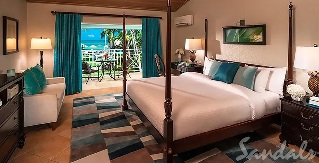 1 Bedroom, Caribbean, Walkout, Club, Suite, King Bed, Garden View, Terrace, Club Floor، Sandals Grande Antigua 3/5