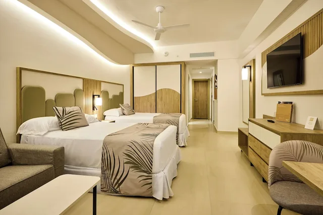 Junior Suite, King Bed, Sea Side، Riu Palace Aquarelle 3/4