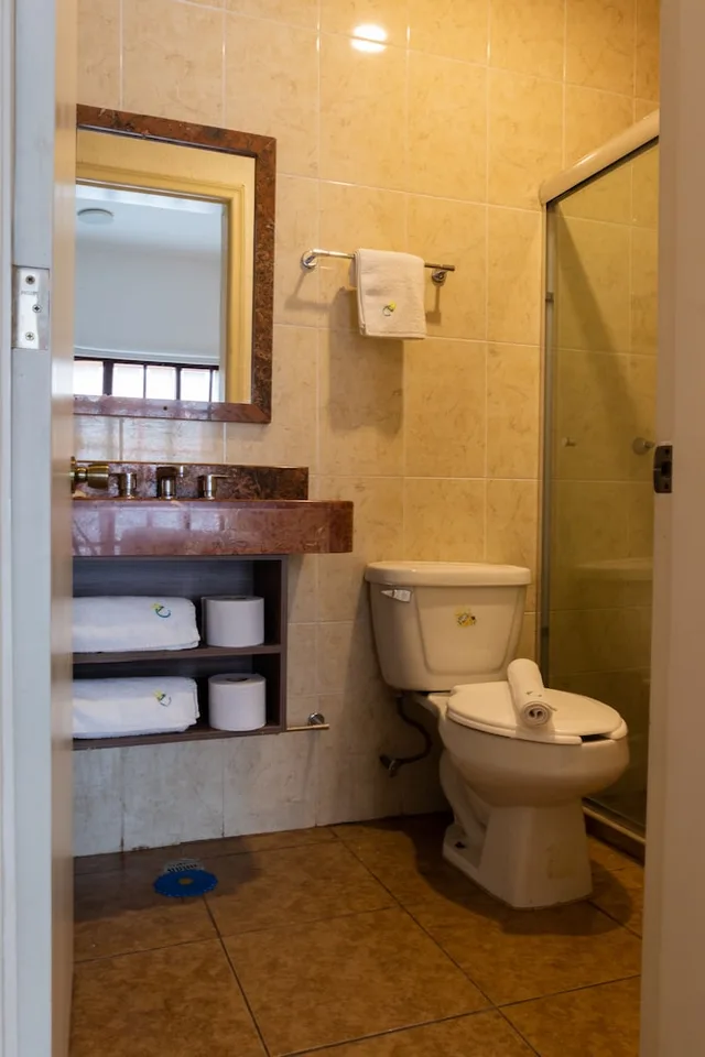 جناح جونيور بسرير كينج، Happy Express Hotel 3/3