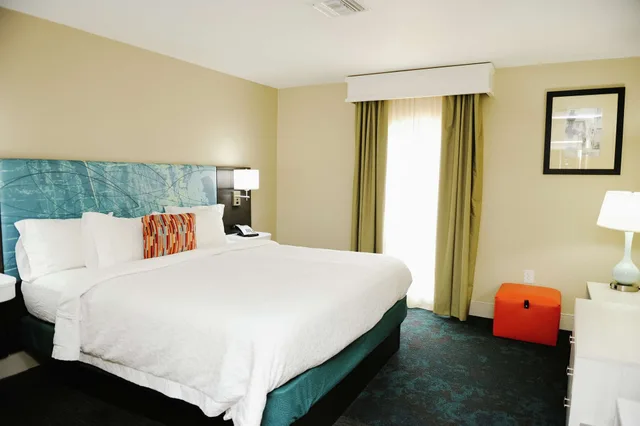 جناح بسرير كينج، Hampton Inn St. Augustine US1 North 2/7