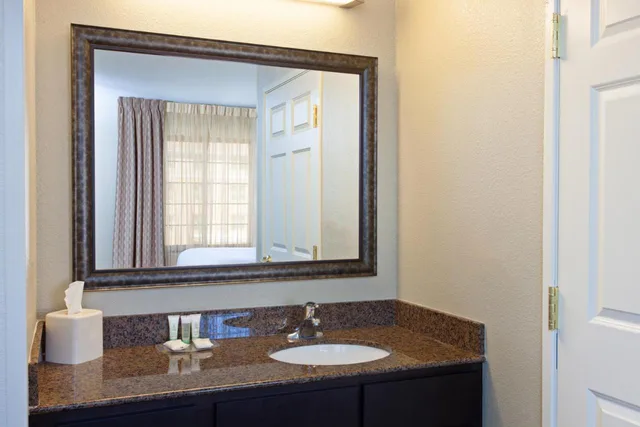 جناح بسريرين كوين بغرفة نوم واحدة، Staybridge Suites Fairfield Napa Valley Area 4/4