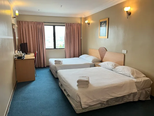 غرفة سوبيريور رباعية بسريرين كوين بإطلالة على المدينة بغرفة نوم واحدة، Fair Park Hotel 1/2