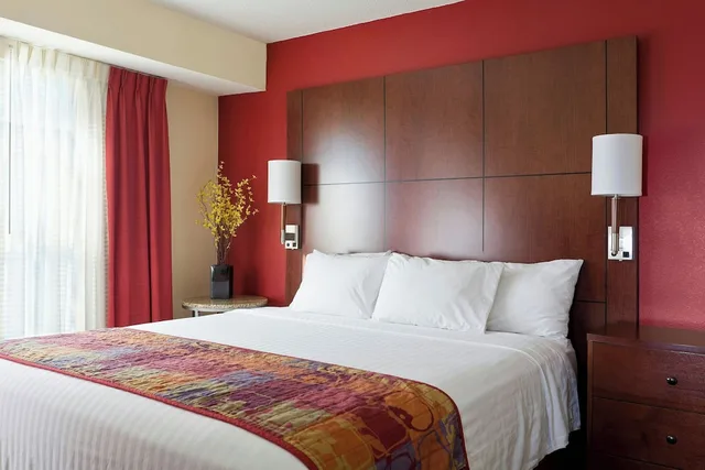 جناح بسرير كينج بغرفة نوم واحدة مع أريكة، Residence Inn Peoria 1/2
