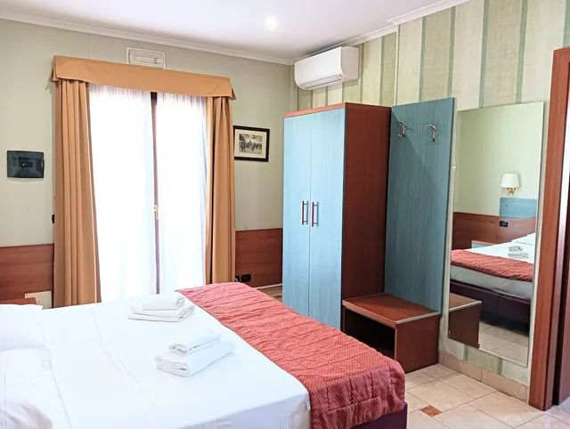 غرفة بسرير كوين بشرفة، Hotel Riviera Fiumicino 3/9