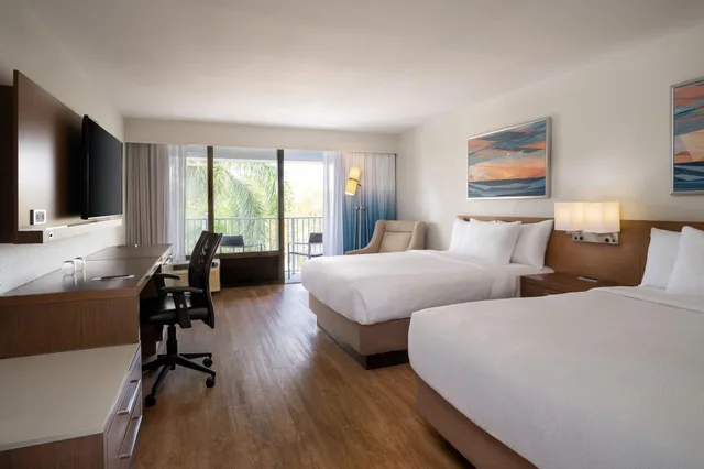 Room, Multiple Beds, Balcony, Courtyard By Marriott Naples 1/6