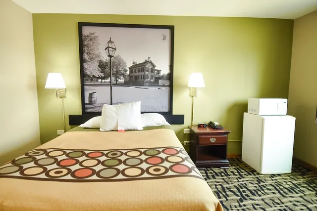 غرفة قياسية بسرير كوين، Super 8 by Wyndham McLean/Bloomington SW 3/10