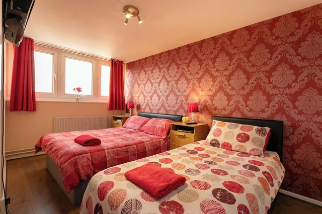 Comfort, Apartment, 2 Double Beds, City View, Kitchen, Victoria Centre Apartments &amp; Annexe 6/10