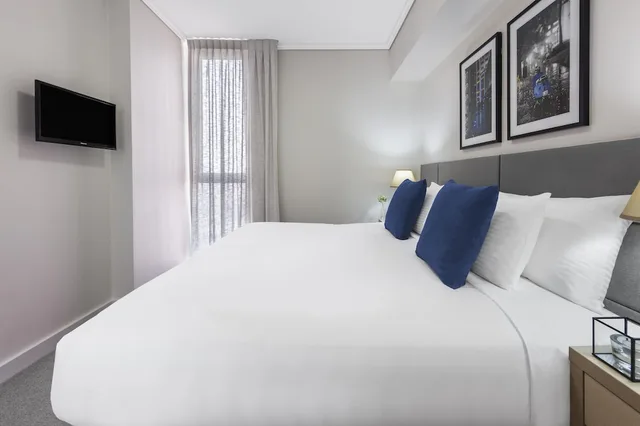 شقة بسرير كوين بغرفة نوم واحدة، Oaks Brisbane Festival Suites 4/5