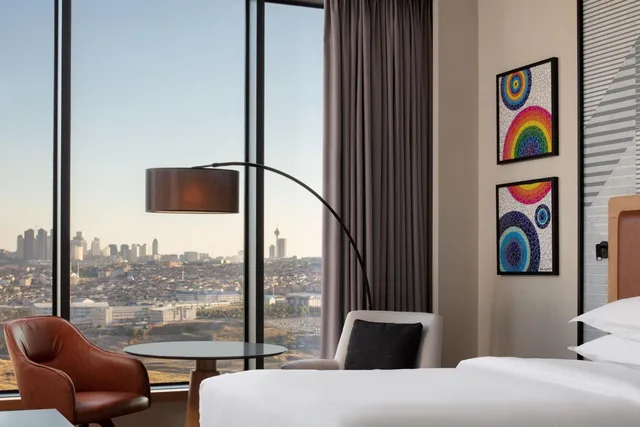 غرفة بريميوم ركنية بسريرين منفصلين، Sheraton Istanbul Esenyurt 3/4