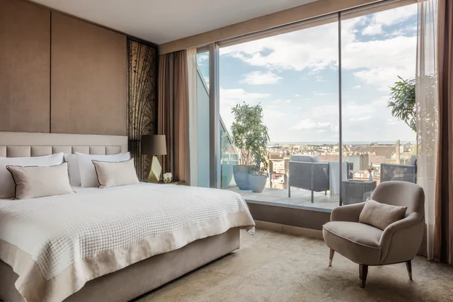 غرفة غراند بسرير مزدوج، Anantara New York Palace Budapest - A Leading Hotel of The World 1/7
