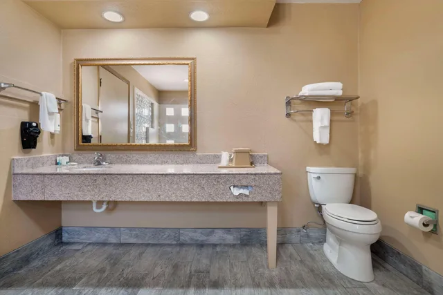 Suite, 2 King Beds, Quality Inn Brookhaven, MS 1/1