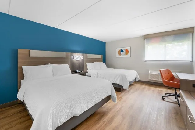 Room, Double Bed, Accessible, Holiday Inn Express Greencastle by IHG 1/2