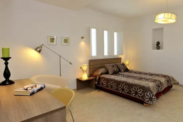 فيلا بسريرين كينج وسرير كوين مع أريكة، BLUE MARE VILLAS 2/5