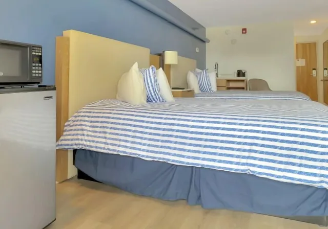 غرفة ديلوكس بسريرين كوين، Harborline Hotel Rockland, ME 8/10