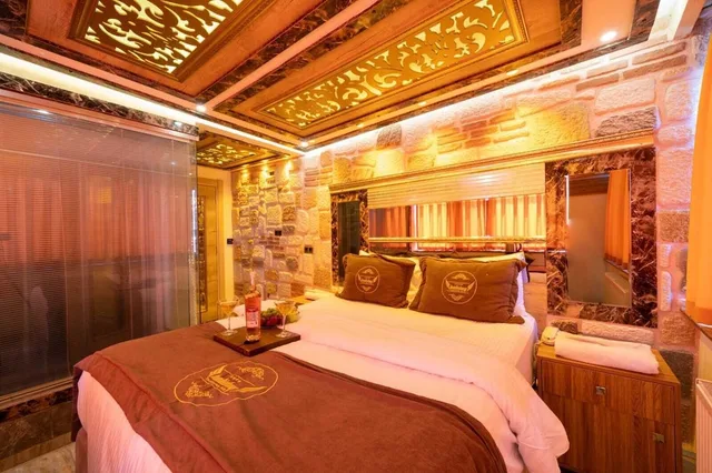 غرفة ديلوكس بسرير مزدوج، Holiday Business Otel 1/10