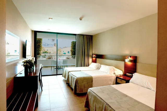 غرفة عائلية، Deloix Aqua Center Hotel 4/7