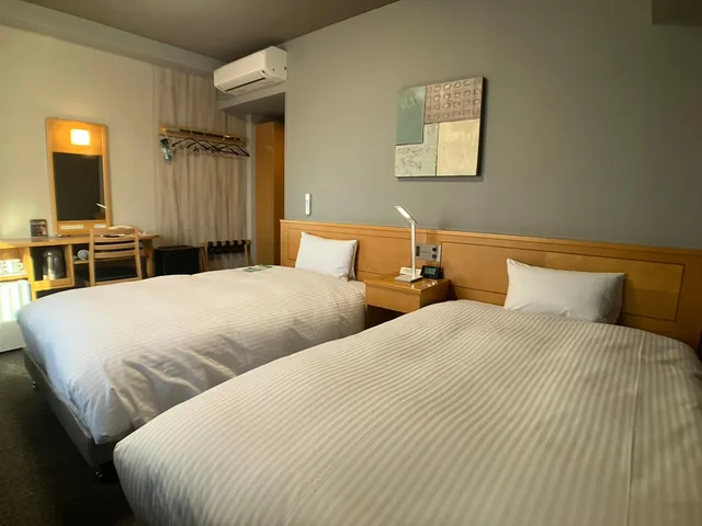 سكن مشترك مختلط قياسي بسريرين منفصلين بإطلالة على المدينة بحوض استحمام للمدخنين، Hotel Route-Inn Kitakami Ekimae 1/1