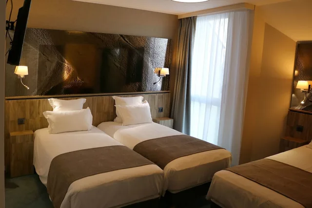 غرفة ثلاثية بثلاثة أسرّة، Le Saint Aubert Hotel 2/6