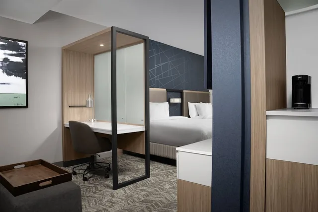 جناح بسريرين كوين مع سرير سحّاب إضافي لذوي الإعاقة، Springhill Suites by Marriott Lexington Fritz Farm 1/3