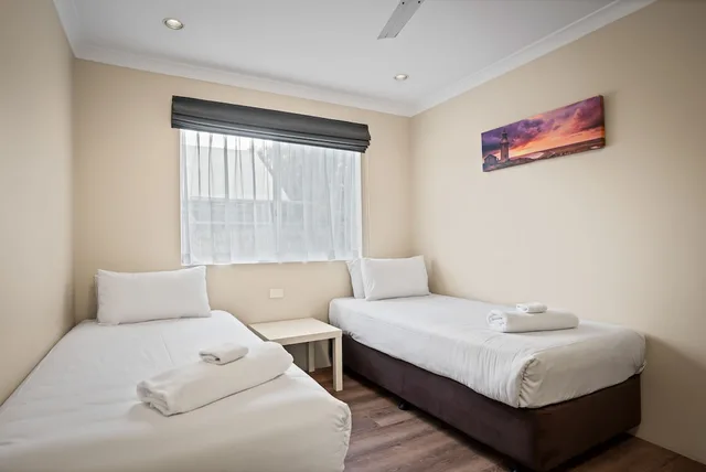 3 Bedrooms, Resort, Villa, 1 King and 4 Single Beds، Broadwater Beach Resort Busselton 1/7