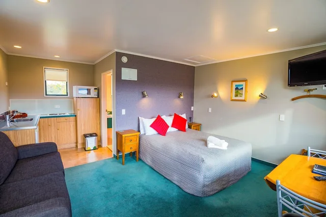 استوديو بسرير كينج، Te Anau Lakeview Kiwi Holiday Park Motels 5/9