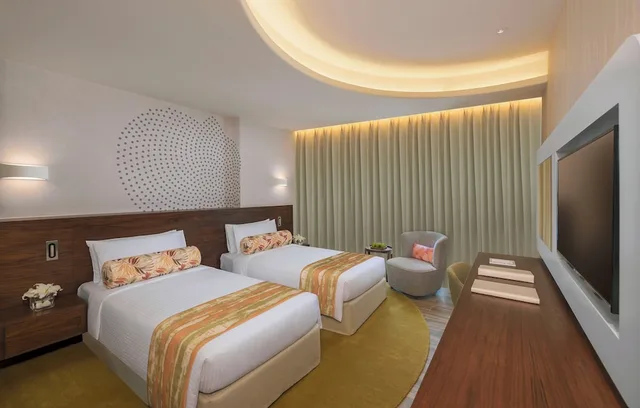 Deluxe, King Bed, Partial Palm Sea View, Balcony، The Retreat Palm Hotel Dubai - MGallery Collection 10/10
