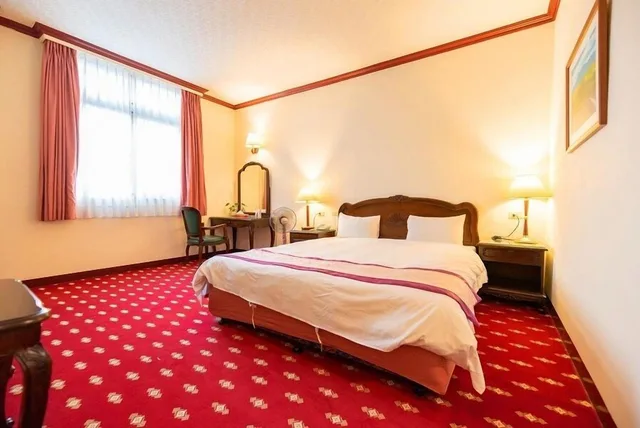 غرفة بزنس بسرير كينج، East Commercial Affairs Hotel 1/1