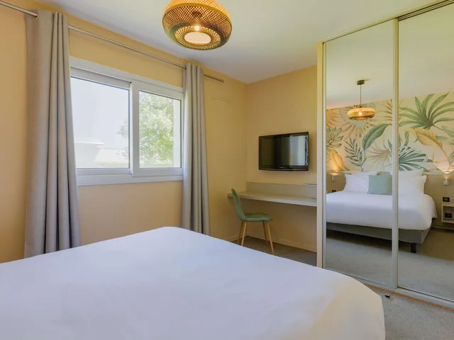 Exterior, Classic, Double Bed, Mercure Lyon Est Villefontaine 6/10