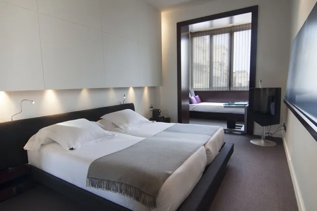 غرفة ثلاثية بثلاثة أسرّة، Hotel Sixtytwo Barcelona 1/3