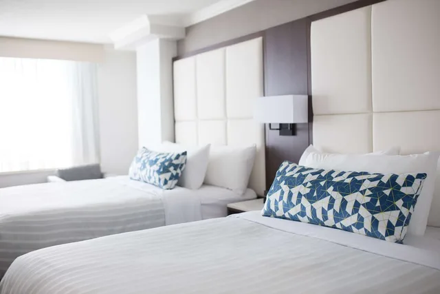 Preferred, Suite, 2 Queen Beds, Sofa, The Park Hotel London 8/10
