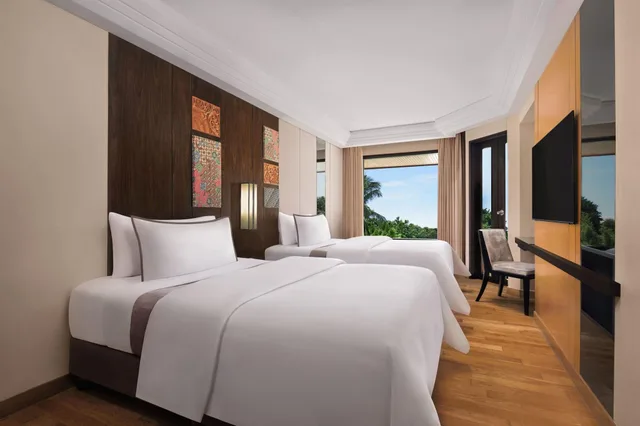 غرفة ديلوكس بإطلالة على المسبح، The Westin Resort Nusa Dua Bali 1/8