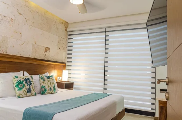 غرفة، Grand Fifty Suites 1/1