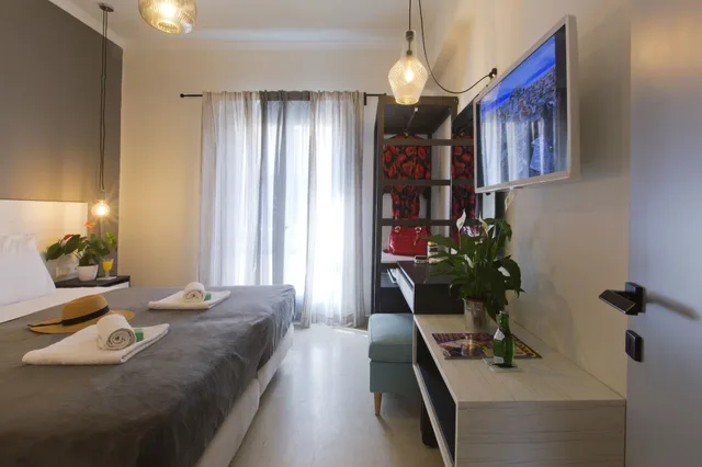 1 Bedroom, Suite, 1 King and 1 Single Beds, City View, Loc Aparthotel Annunziata 5/9