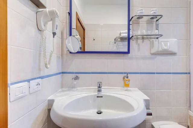 Classic, Multiple Beds, Sea View, Balcony، Best Western Hotel La Solara 5/7