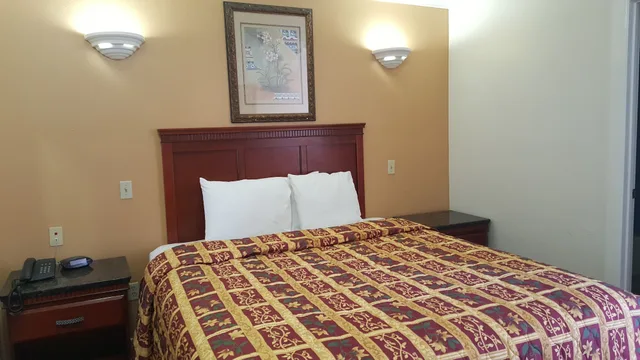 غرفة ديلوكس بسرير كينج، Royal Inn Motel Long Beach 3/10