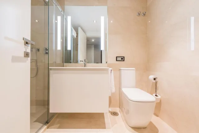 2 Bedrooms, Suite, Apartment، Gran View Apartments Madrid 10/10