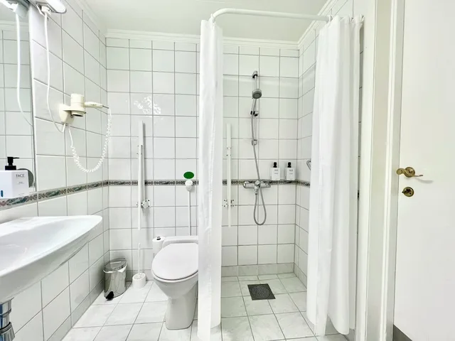 Superior, Double Bed, Accessible, Havna Hotel & Sjobad 7/8